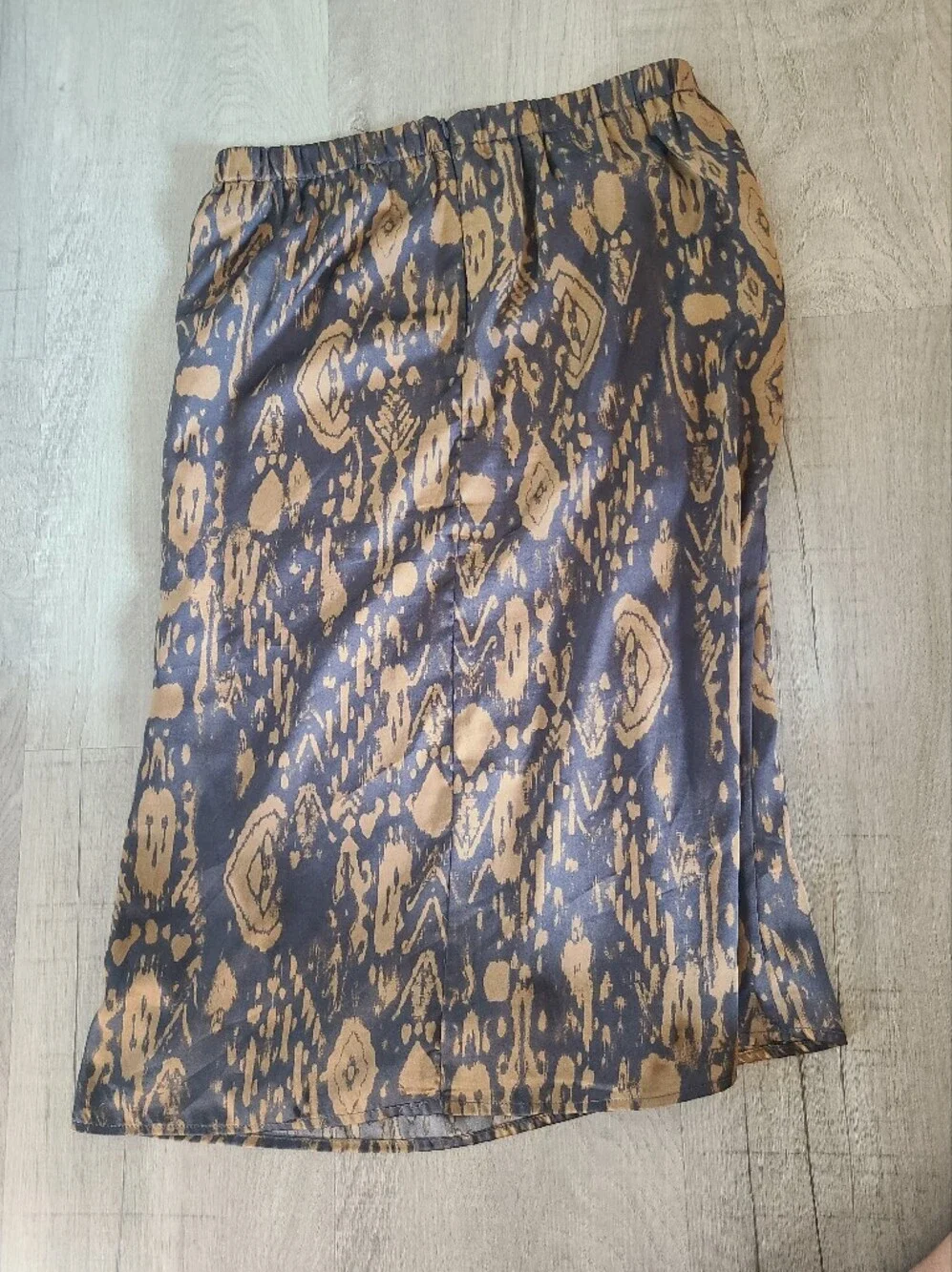 Dress Forum Midi Skirt Size M